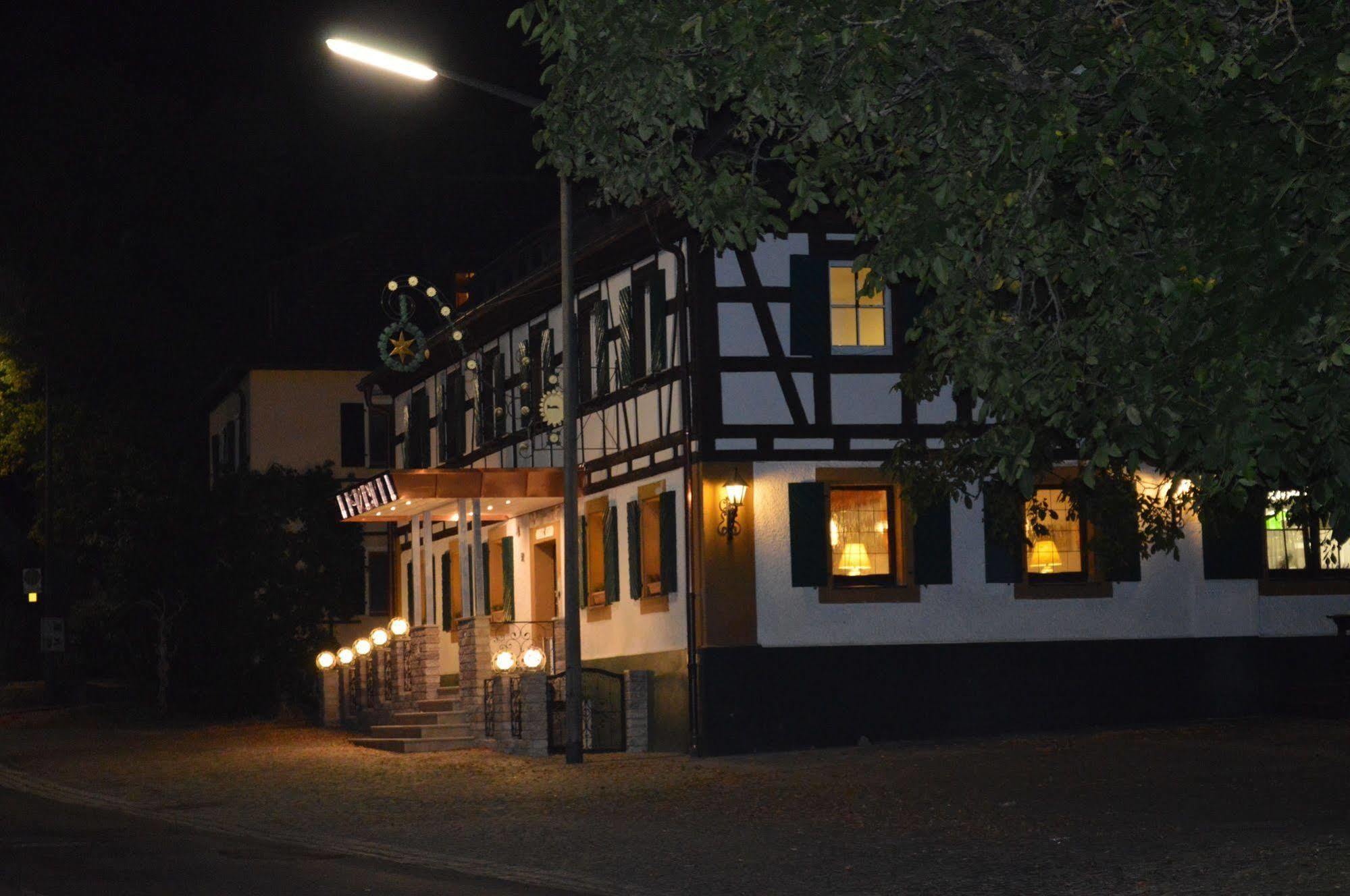 Landhotel Rangau Gasthof & Brennerei Markt Erlbach Eksteriør billede